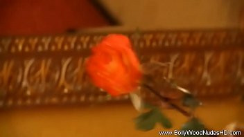 Play Sahara Knite Indian Beauty Naked