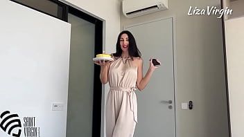 Play Stepmother made a gift to her stepson for his birthday