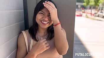 Play PutaLocura - Torbe catches Yvonne, a very innocent Bolivian