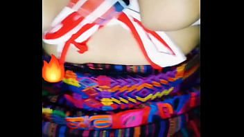 Play Chapina of Court and Stockings
