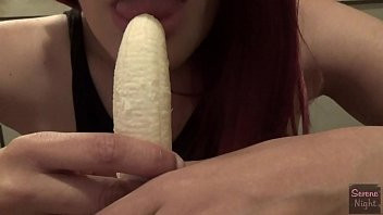 Play Practicing oral on a banana fail