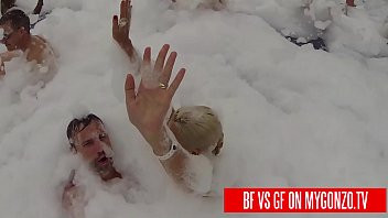 Play Boyfriend VS Girlfriend: Titus Steel vs Jasmine Rouge Have Public Sex During A Punta Cana Foam Swimming Pool Party
